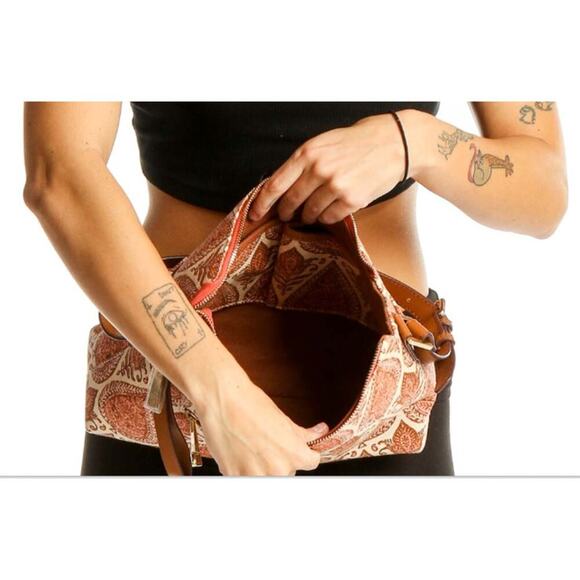 Spartina 449 Orange Beige Ikat Printed Shoulder Bag One Size - Picture 3 of 3